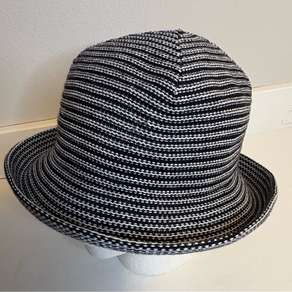 Blue and White Striped Bucket Hat Vintage made in Korea - Picture 5 of 7